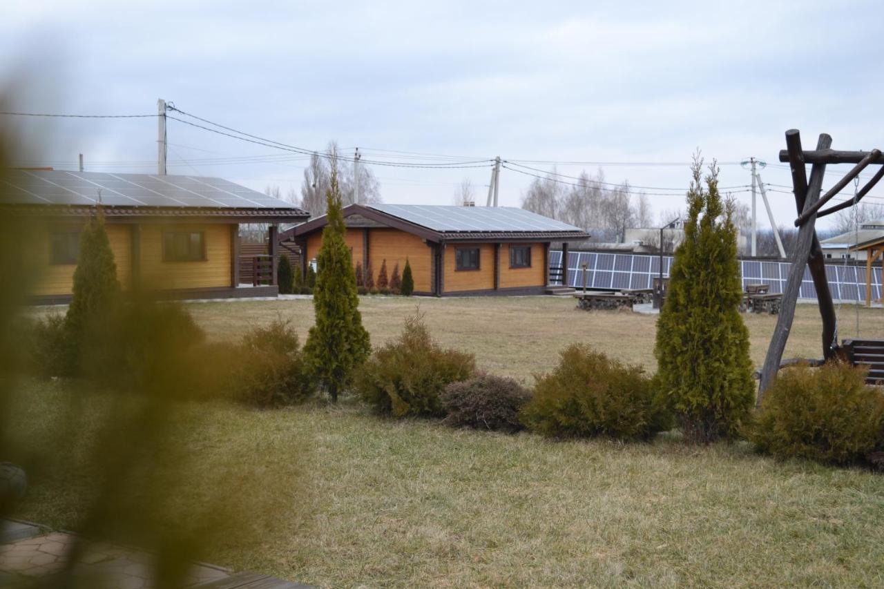 Хомене Villa Rzhyshchiv Екстериор снимка