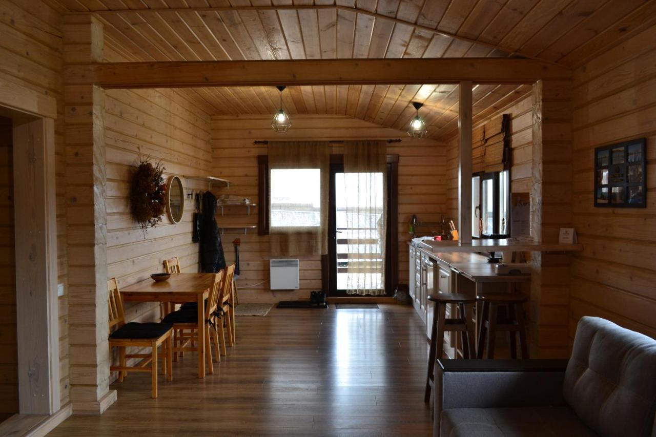 Хомене Villa Rzhyshchiv Екстериор снимка